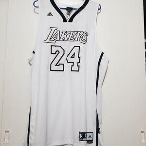 lakers jersey
